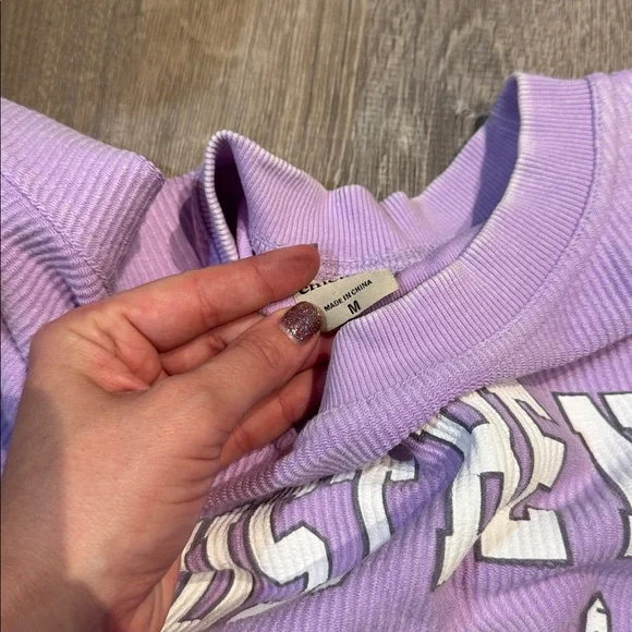 Little Words Project 'Just Be Nice' Sweatshirt - Picture 2 of 3